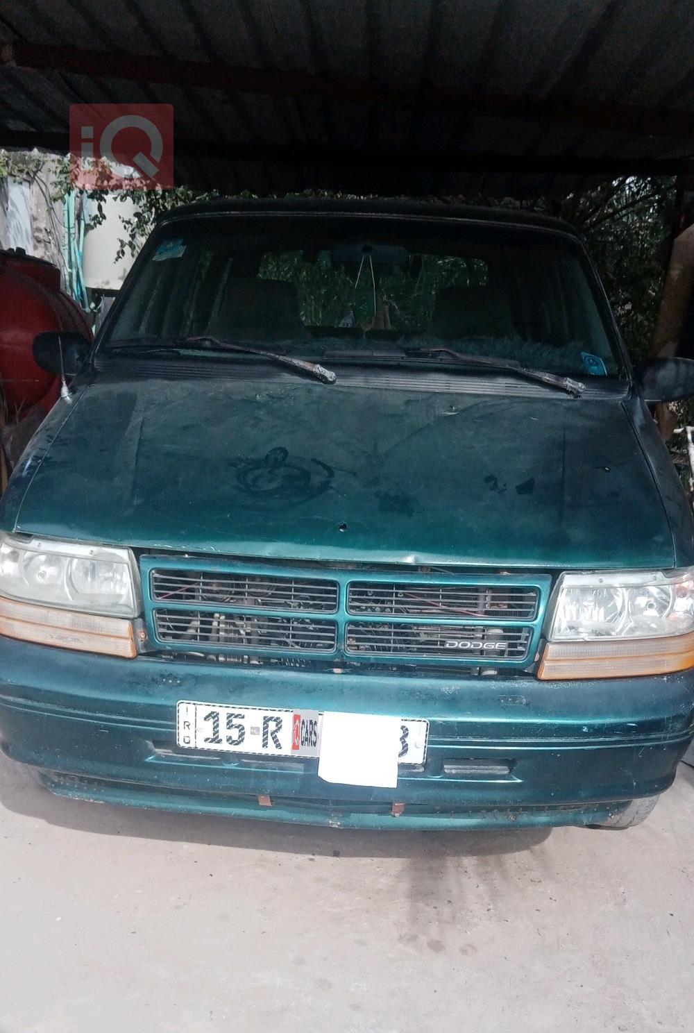 دودج كارافان